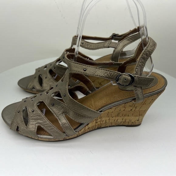 Clarks Artisan Wedge Sandals Fiddle String Espadrille Leather Neutral Tan Summer - Picture 1 of 16